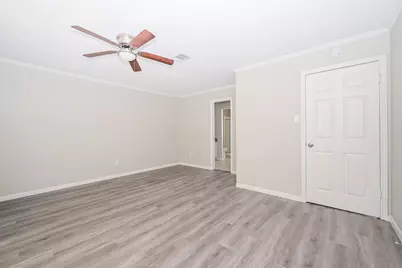 6731 Inwood West Drive, Houston, TX 77088 - Photo 11