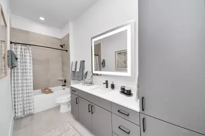 15635 Memorial Drive #256, Houston, TX 77079 - Photo 13