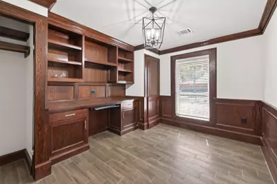 10054 Cedardale Drive, Houston, TX 77055 - Photo 37