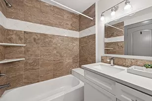 10054 Cedardale Dr, Houston, TX 77055 - Photo 33
