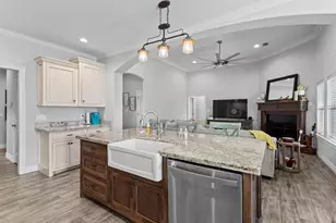 445 Bryant Blvd, Bridge City, TX 77611 - Photo 15