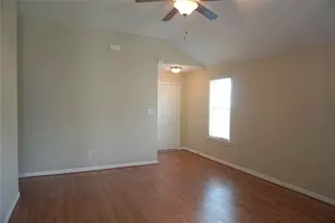 1810 Stephanie St, Brenham, TX 77833 - Photo 3