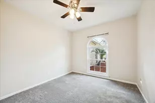 15711 Rill Ln, Houston, TX 77062 - Photo 11