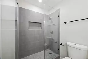 15711 Rill Ln, Houston, TX 77062 - Photo 15