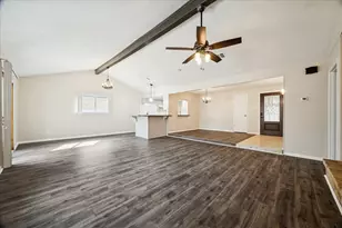 15711 Rill Ln, Houston, TX 77062 - Photo 5