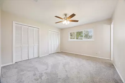 15711 Rill Lane, Houston, TX 77062 - Photo 9