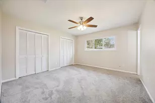 15711 Rill Ln, Houston, TX 77062 - Photo 9