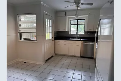 7735 Oak Vista Street, Houston, TX 77087 - Photo 5