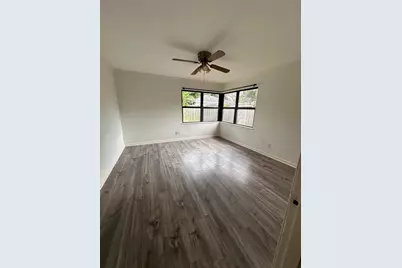 7735 Oak Vista Street, Houston, TX 77087 - Photo 9