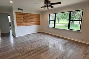 7735 Oak Vista St, Houston, TX 77087 - Photo 13
