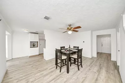 2008 Williamsburg Court N, League City, TX 77573 - Photo 11