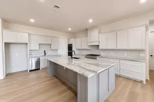 18803 Serene Water Dr, Montgomery, TX 77356 - Photo 11