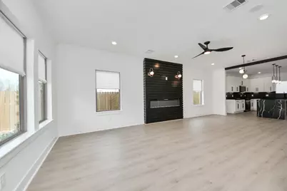 3319 Caplin Street, Houston, TX 77026 - Photo 3