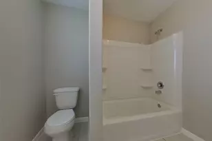 640 Totem Trail Dr, La Marque, TX 77568 - Photo 17
