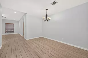4513 Acacia, Bellaire, TX 77401 - Photo 13