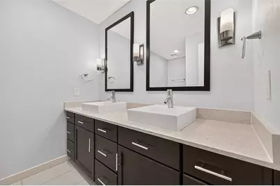 4513 Acacia, Bellaire, TX 77401 - Photo 29