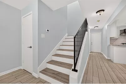 4513 Acacia, Bellaire, TX 77401 - Photo 5