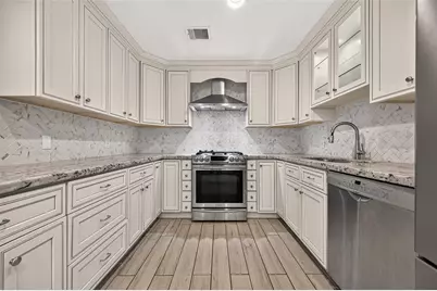 4513 Acacia, Bellaire, TX 77401 - Photo 17