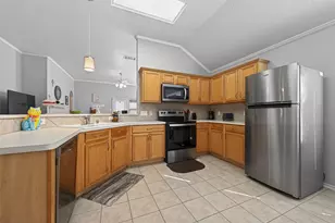 22084 Knights Cove Dr, Kingwood, TX 77339 - Photo 17