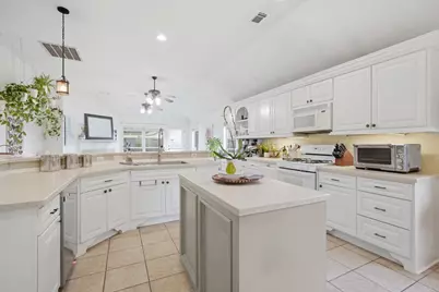 803 Cypresswood Bough, Spring, TX 77373 - Photo 9