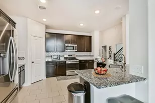 4623 Painted Bunting Ln, Baytown, TX 77521 - Photo 15