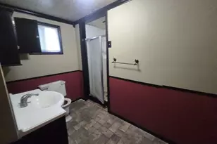 208 S 6th St, Highlands, TX 77562 - Photo 15