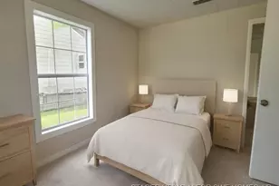 208 S 6th St, Highlands, TX 77562 - Photo 9