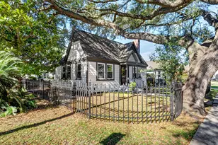 4601 Oakridge St, Houston, TX 77009 - Photo 1