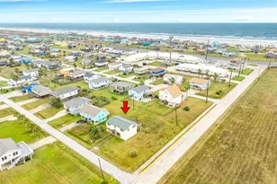 16725 Captain Bligh Rd, Jamaica Beach, TX 77554 - Photo 1