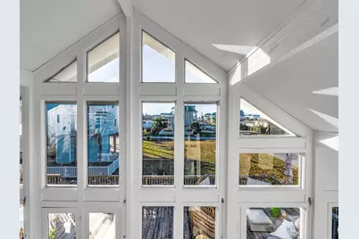 13839 Pirates Beach Boulevard, Galveston, TX 77554 - Photo 27