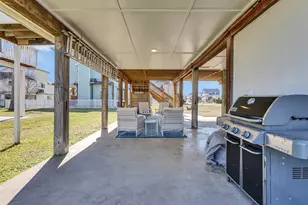 13839 Pirates Beach Blvd, Galveston, TX 77554 - Photo 37