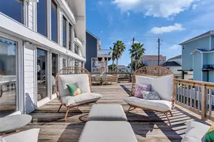 13839 Pirates Beach Blvd, Galveston, TX 77554 - Photo 35