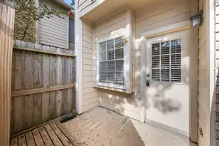 7575 Cambridge St, Houston, TX 77054 - Photo 23