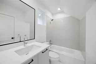 303 Marcella St, Houston, TX 77091 - Photo 9