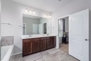 5611 Claymore Meadow Ln, Spring, TX 77389 - Photo 19