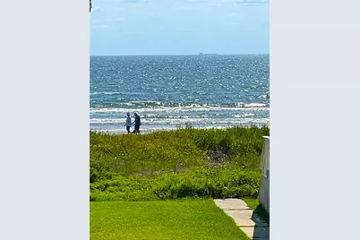 2619 Swan Court, Surfside Beach, TX 77541 - Photo 9