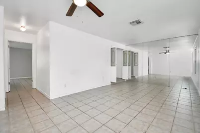 11214 Caribbean Lane, Houston, TX 77089 - Photo 9