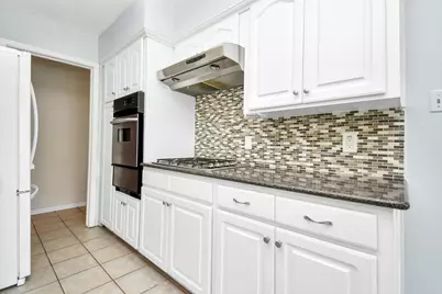 11214 Caribbean Lane, Houston, TX 77089 - Photo 13