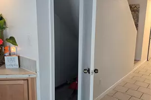 8405 Wilcrest Dr, Houston, TX 77072 - Photo 7