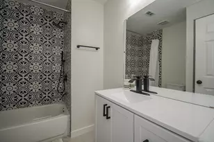 6042 Willowbend Blvd, Houston, TX 77096 - Photo 21