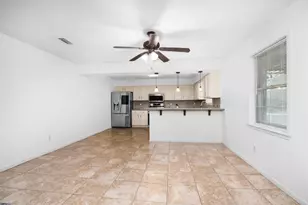 202 Twin Harbors Dr, Onalaska, TX 77360 - Photo 9