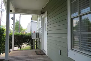 422 Mill Ave, Conroe, TX 77301 - Photo 3