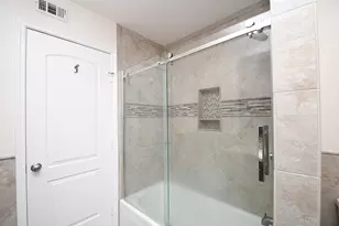 13240 Trail Hollow Dr, Houston, TX 77079 - Photo 43