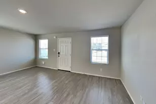 5446 Verdugos Palace, San Antonio, TX 78244 - Photo 3