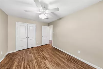 3846 Clobourne Crossing Lane, Friendswood, TX 77546 - Photo 15