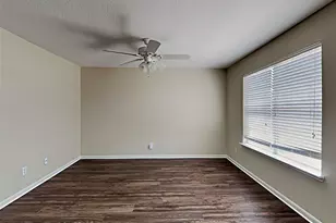3846 Clobourne Crossing Ln, Friendswood, TX 77546 - Photo 9