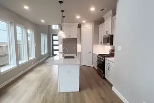 21818 Fitzroy Mnr Ln, Cypress, TX 77433 - Photo 7