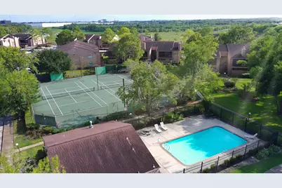10555 Turtlewood Court #1702, Houston, TX 77072 - Photo 15