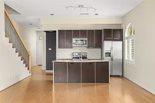 802 Jackson Hill St, Houston, TX 77007 - Photo 5