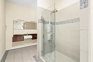 802 Jackson Hill St, Houston, TX 77007 - Photo 21